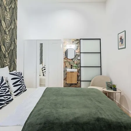 Cityscape Budget Matthias Grove Apartment Budapest